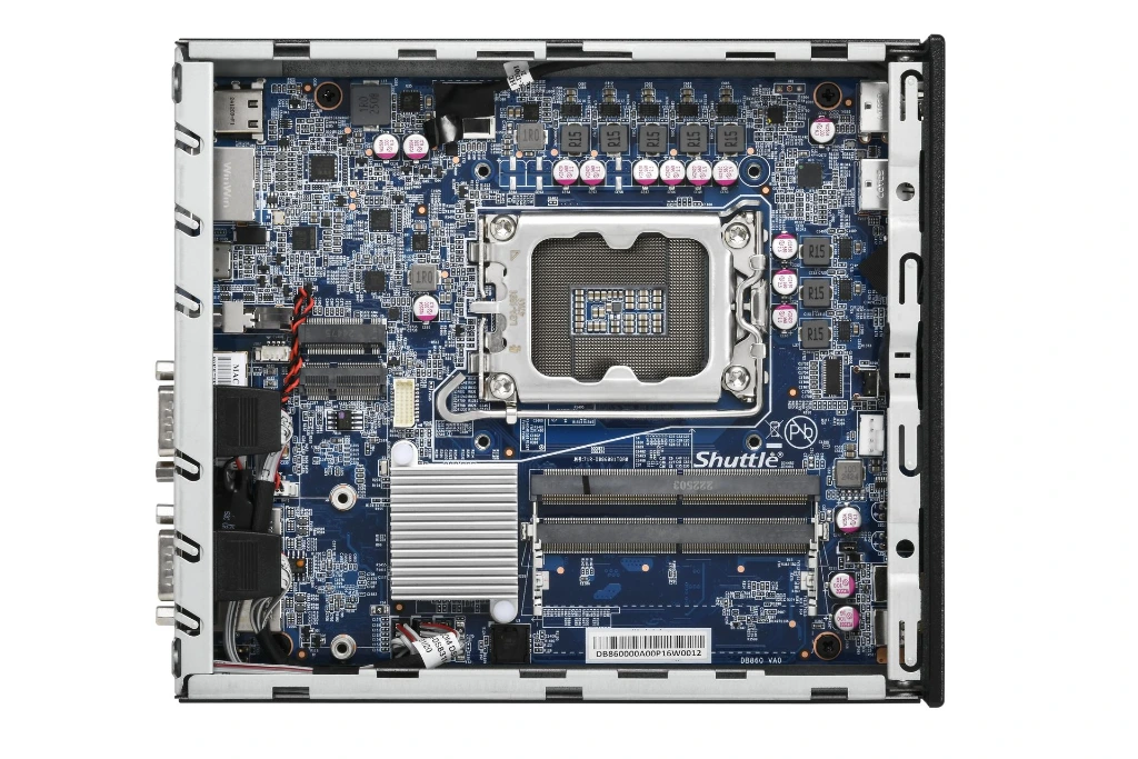 DB860-insideview-3.webp